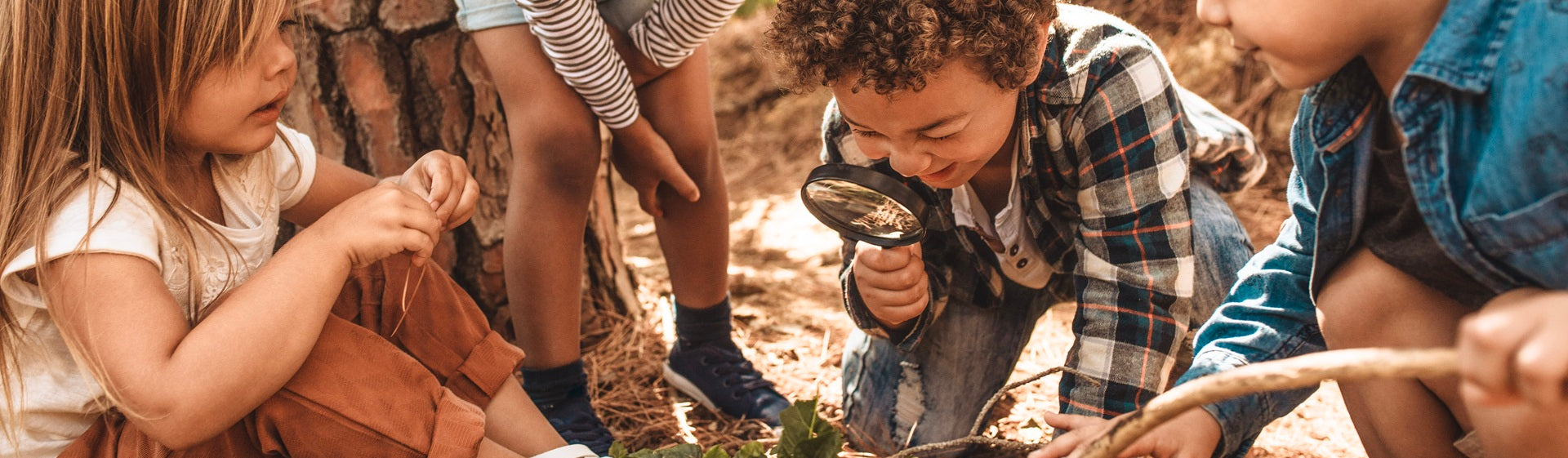 Raus in die Natur: Die Frühlings-Schatzsuche für alle Naturfans