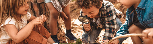 Raus in die Natur: Die Frühlings-Schatzsuche für alle Naturfans