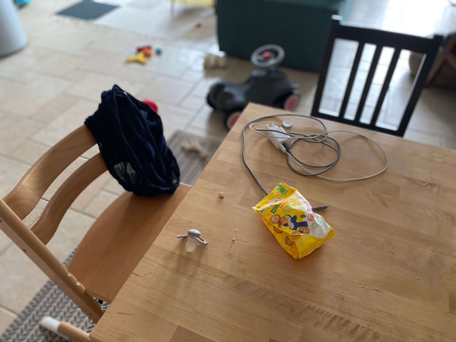 Tisch voller Chaos